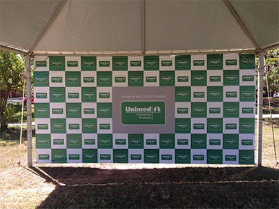 banners, backdrops, painéis e etiquetas em policarbonato banners, backdrops, painéis e etiquetas em policarbonato