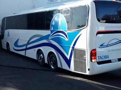 Personalização de veículos Ônibus adesivado