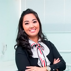 Dra. Juliana Suzuki dentista