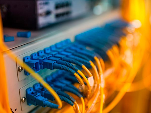 Planos de internet para empresas Internet fibra ótica para empresa