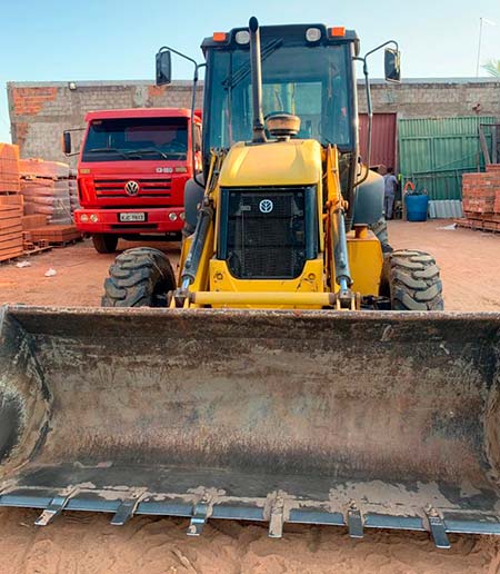 limpeza e nivelamento de terreno limpeza e nivelamento de terreno