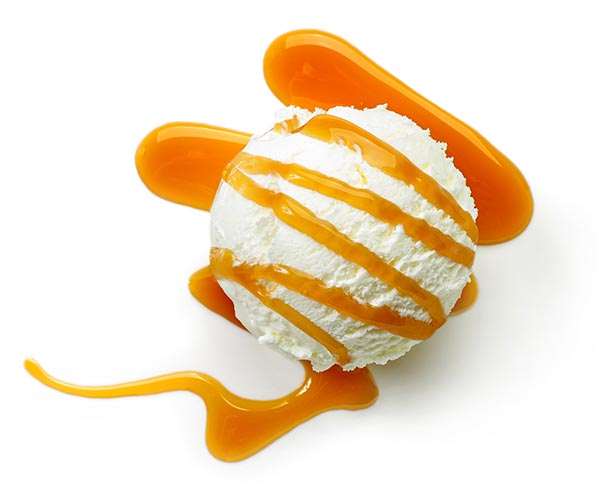 Os melhores sabores de sorvete Bola de sorvete com cobertura de caramelo
