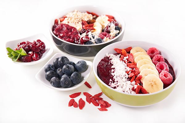 Diversas opções de açaí Tigelas de açaí