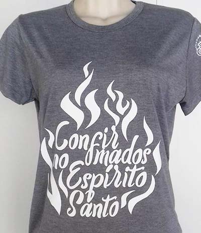Camiseta com temática religiosa Camiseta com temática religiosa