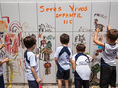 Espaço de pintura Atividade de pintura para crianças
