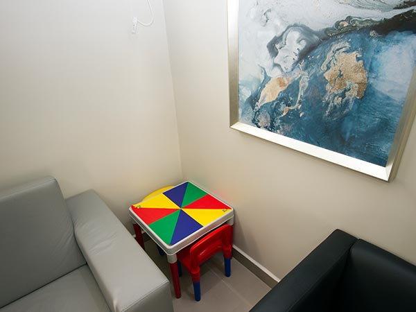 Sala de espera para crianças Consultório odontológico para crianças