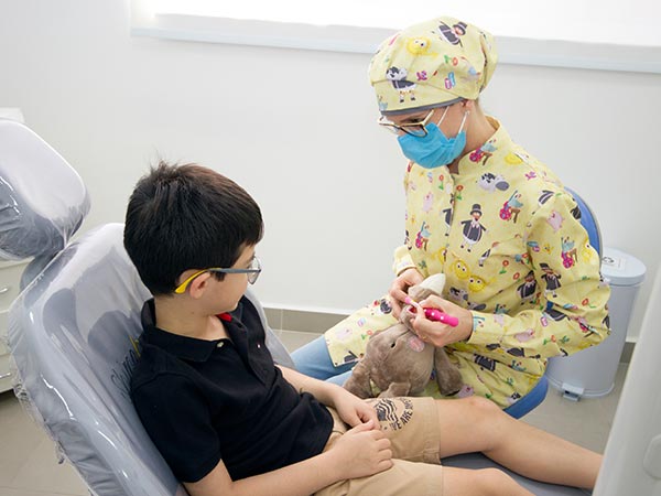 Sala de espera para crianças Consultório odontológico para crianças