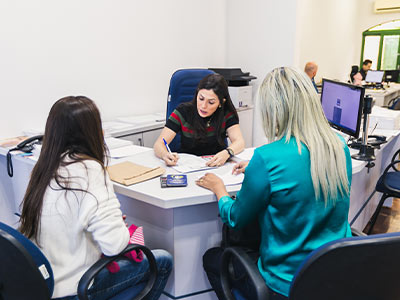 Faça uma simulação Cliente fazendo simulação de um imóvel