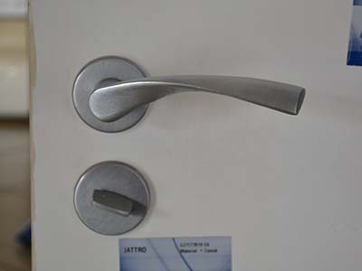 Maçanetas de porta e com chave embutida Maçanetas de porta e com chave embutida