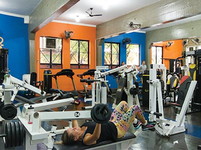 Ambiente climatizado para a prática de atividades físicas Sala de musculação climatizada