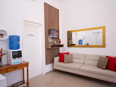 Ambiente moderno e com wifi para os pacientes Sala de espera