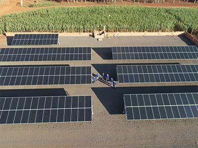Painel solar instalado Painel solar instalado