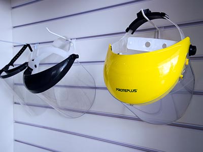 Face shields (protetor facial) Protetores faciais
