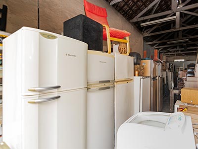 Geladeiras e máquinas de lavar roupas Geladeiras e máquinas de lavar roupas