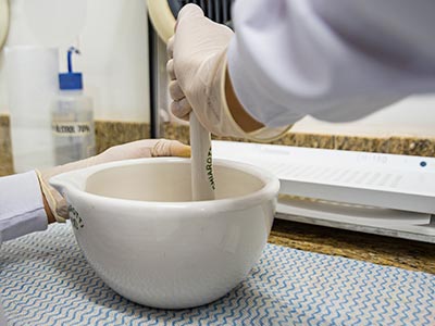 Manipulação de fórmulas Manipulação de fórmulas