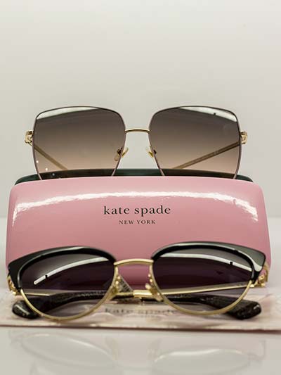 Óculos feminino Prada para você arrasar no look, você encontra aqui na Euro Vision Óculos femininos