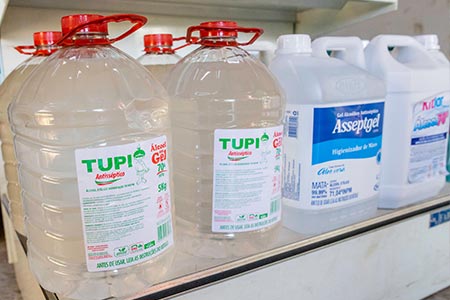 álcool em gel álcool em gel
