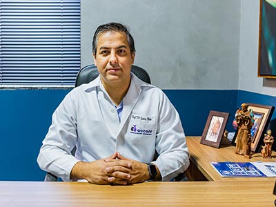 Médico veterinário - CRMV-SP 17101 Dr. Yudney Motta