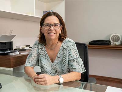 Ana Lúcia de Pádua Ferreira Leme Ana Lúcia de Pádua Ferreira Leme