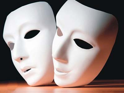 O o Psicodrama utiliza a dramatização como ferramenta para a expressão de questões vividas pelo paciente Psicodrama