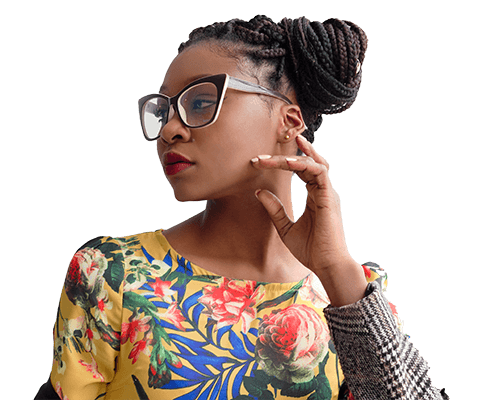 Armações e lentes de diversas marcas Mulher com óculos