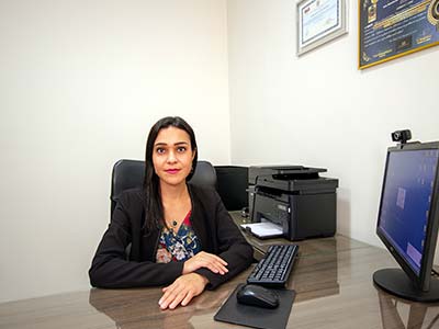 Caroline de Souza Teixeira Caroline de Souza Teixeira