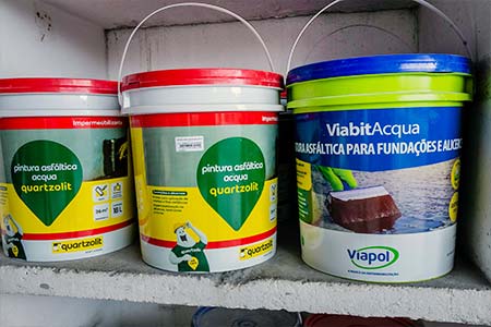 Trabalhamos com cimento e cal das melhores marcas do mercado Sacos de cimento e cal