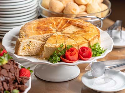 Pratos do buffet Torta