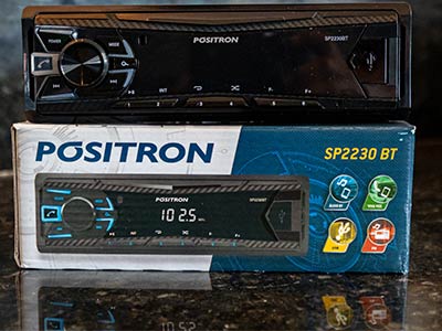 Player player de som positron para carro