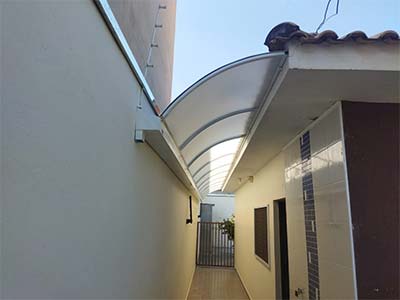 Cobertura em policarbonato para corredor cobertura em policarbonato para corredor