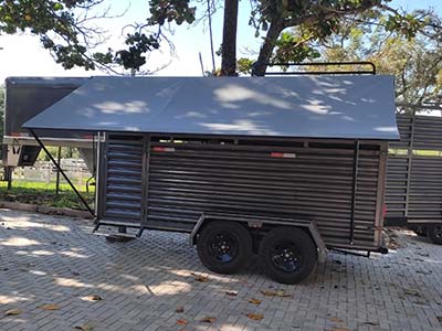 Toldo retrátil para food truck toldo retrátil para food truck
