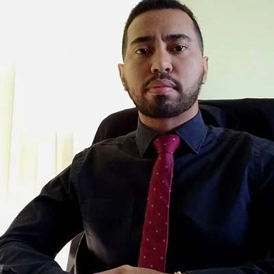 Dr. Matheus Bispo Dr. Matheus Bispo