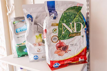 Ração para cães e gatos ração para cães e gatos