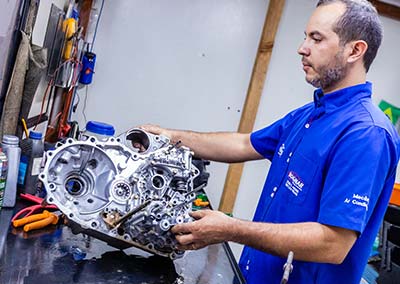 Revisão e manutenção do motor mecanica-de-motor