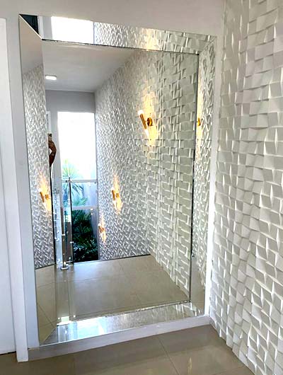 Espelho decorativo com borda ressaltada espelho decorativo com borda ressaltada