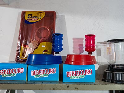 Bebedouros para cães e gatos Bebedouros para cães e gatos