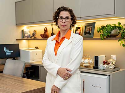 Dra. Ana Carolina Pinheiro Tahan | OAB SP: 213850 | OAB MT: 13843-A | Especialista em Direito Previdenciário e Trabalhista ana carolina pinheiro tahan