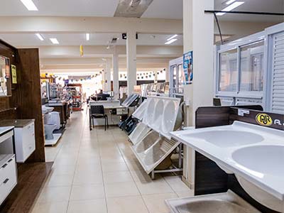 Armários e gabinetes para banheiro Armários e gabinetes para banheiro