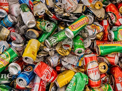 Compra, venda e reciclagem de latinhas latinha