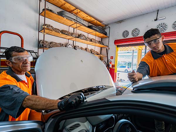 Instalação de para-brisa no carro Instalação de para-brisa