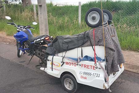 Serviço de frete com moto moto frete