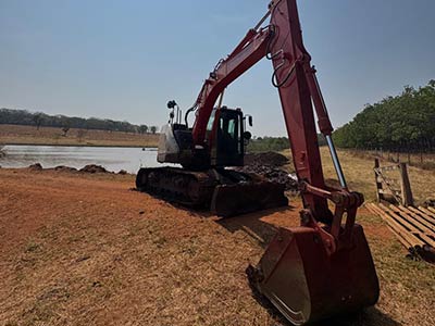 limpeza e levantamento de açude limpeza e levantamento de açude