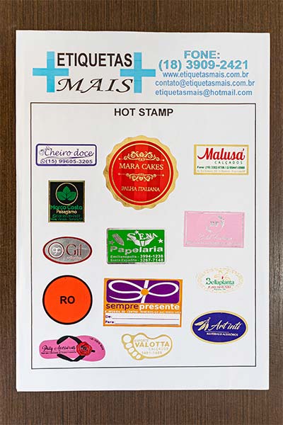 Etiqueta com hot stamp Etiqueta com hot stamp