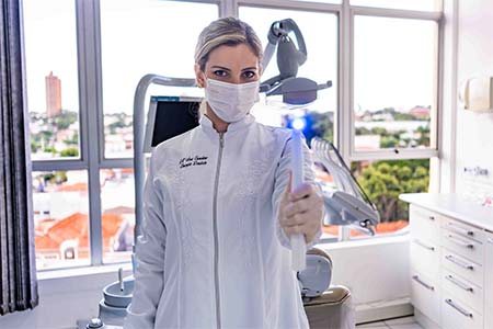 Drª Ana Bosisio | Cirurgiã Dentista | CRO/SP: 113904 Ana Bosisio