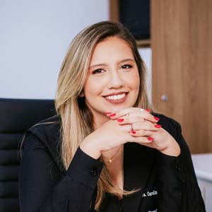 Carolina Pelosi Alves dentista