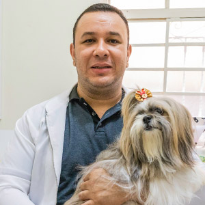 Dr. Diego Gonçalves Dr. Diego Gonçalves