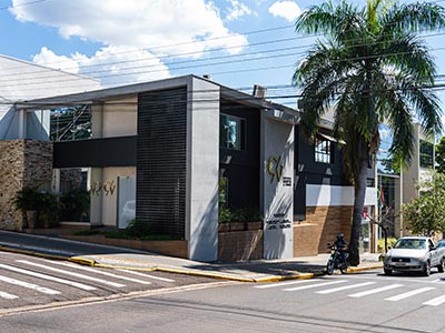 clínica bem localizada