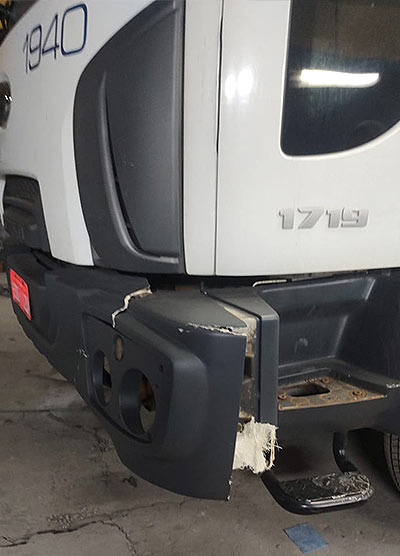 restauração de para-choque de caminhão restauração de para-choque de caminhão