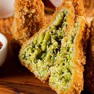 Coxinha de brócolis Coxinha de brócolis