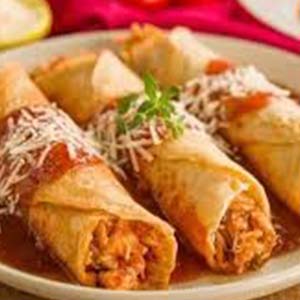 Panqueca de frango com requeijão Panqueca de frango com requeijão